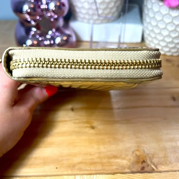 Kate Spade Gold Wallet - Picture 6 of 16